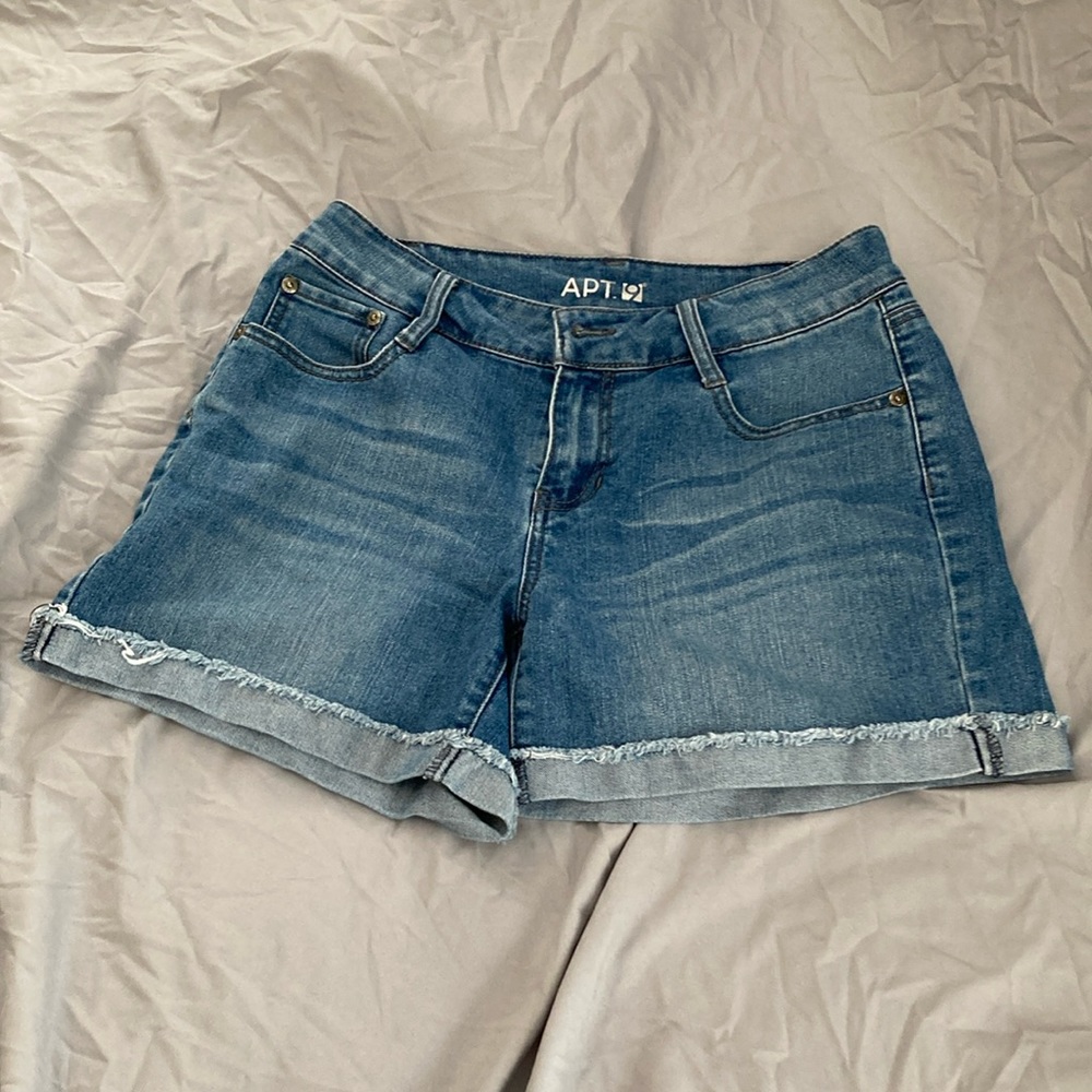 2 for $10 | Apt 9 denim shorts, size 6